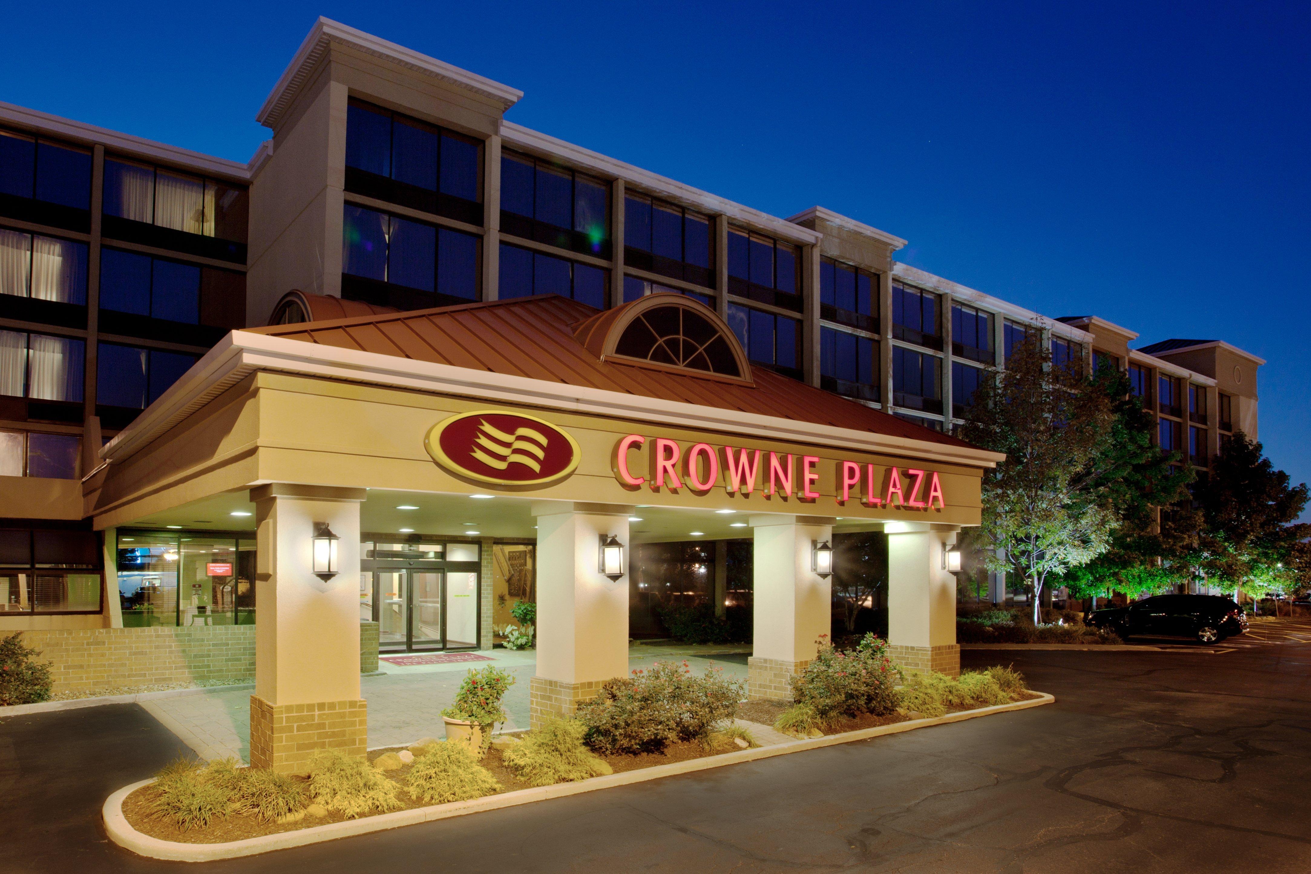 Hotel Crowne Plaza Cleveland Airport By Ihg Middleburg Heights Exterior foto