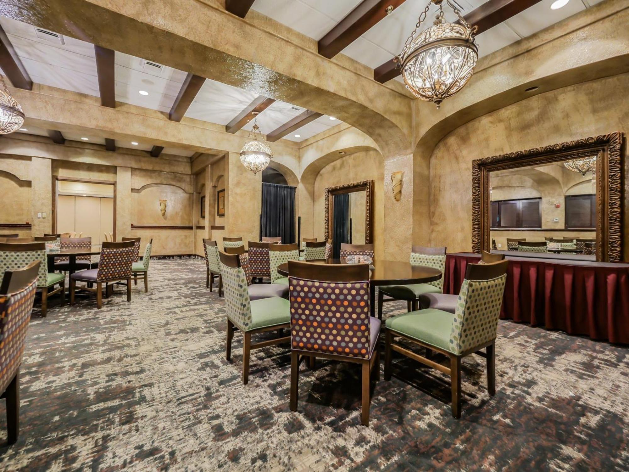 Hotel Crowne Plaza Cleveland Airport By Ihg Middleburg Heights Exterior foto