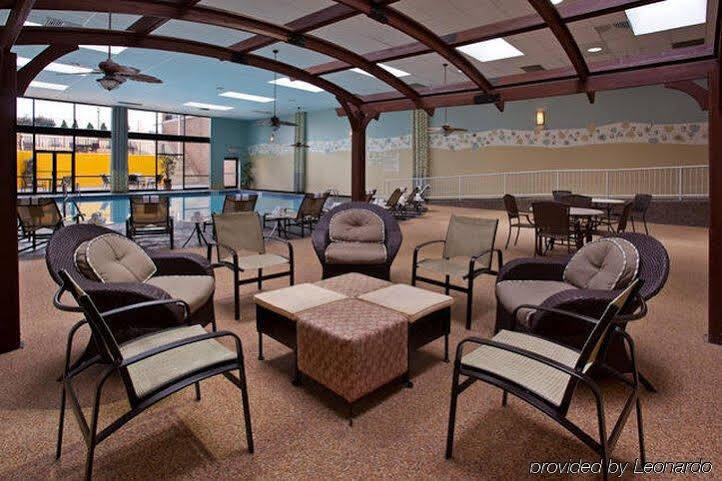 Hotel Crowne Plaza Cleveland Airport By Ihg Middleburg Heights Exterior foto